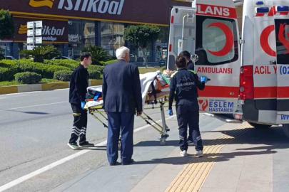 Otomobil kaldırım taşına çarptı: 1 yaralı