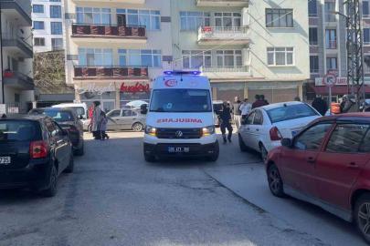 Otomobil motosikletle çarpıştı: 1 yaralı