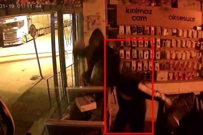 Parke taşıyla camları kırıp iş yerini soyanlar tutuklandı