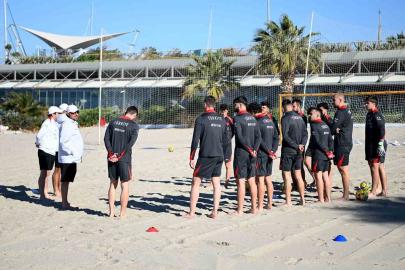Plaj Futbolu Milli Takımı kamp için Kuşadası’nda