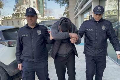 Polislere saldırıp polis aracına zarar veren alkollü şahıs tutuklandı