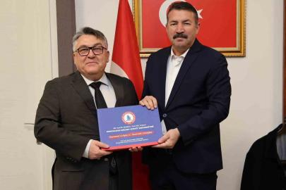 Rektör Özölçer’den Devrek Belediye Başkanı Ulupınar’a ziyaret