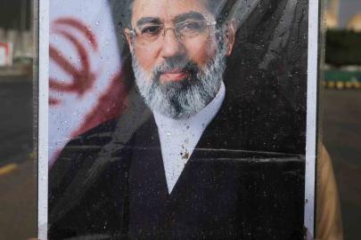 Reuters: "Mücteba Hamaney, iki arabulucu ülkenin ABD ile gerilimi azaltma önerilerini reddetti"