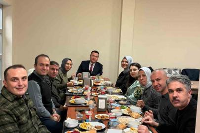 Sağlık çalışanları iftar programında bir araya geldi