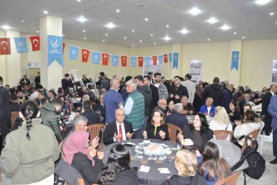 Salihli’de Ülkü Ocakları tarafından Şehitler İçin Vefa Sofrası Kuruldu