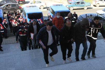 Samsun’da uyuşturucu operasyonu: 15 şüpheli adliyede