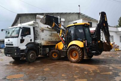 Şanlıurfa’da 50 ton bozuk tavuk ele geçirildi