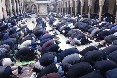 Şanlıurfa’da bayram namazı coşkusu