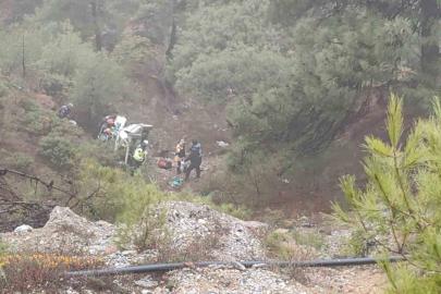 Şarampole uçan araçta 1 kişi öldü, 4 kişi yaralandı