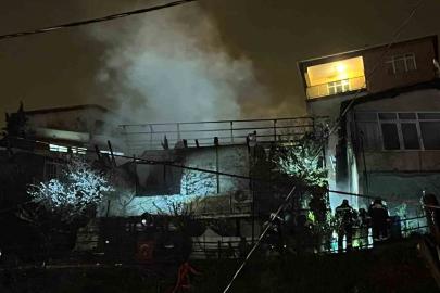 Sarıyer’de iki gecekondu alev alev yandı: 6 yaralı