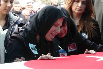 Şehit Binbaşı Sinan Taştekin memleketi Isparta’da ebediyete uğurlandı