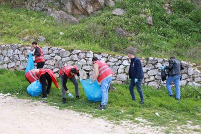 Şehzadeler Belediyesinden Spil’de anlamlı temizlik