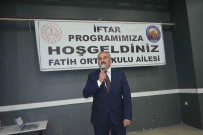 Selendi’de eğitim camiası aynı sofrada buluştu