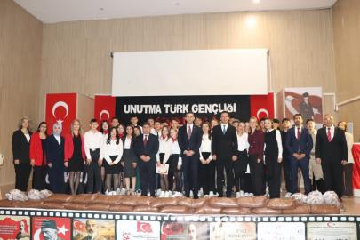 Selendi’de İstiklal Marşı’nın kabulünün 105. yılı anıldı