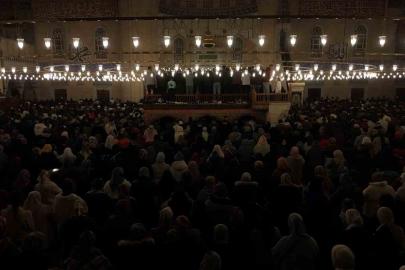 Selimiye Camii Kadir Gecesi’nde doldu taştı