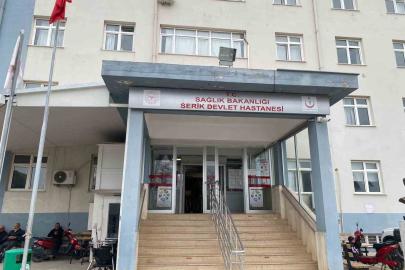 Serik’te hasta yakınları doktor ve hemşireye saldırdı