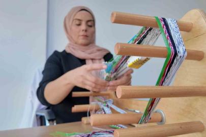 Siirt Olgunlaşma  Enstitüsünden "Filistin" temalı kolye çalışması