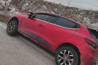 Siirt’te kontrolden çıkan araç askıda kaldı