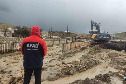 Şırnak’ta dereler taştı: Çok sayıda konut ve ahır zarar gördü
