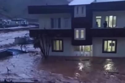 Şırnak’ta sağanak sele neden oldu, evleri su bastı