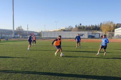 Söğütspor, lider Kahraman Kazan Belediyespor’a hazırlanıyor