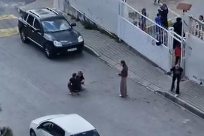 Sokak ortasında karısını dövdü, okuldaki çocuklar izledi