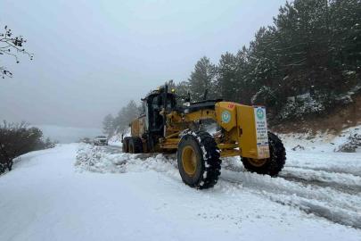 Spil Dağı Milli Parkında kar mesaisi