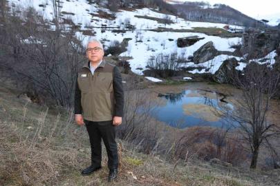 Tabiat Parkı ilan edilen Dipsiz Göl Şelalesi ziyaretçilerini bekliyor