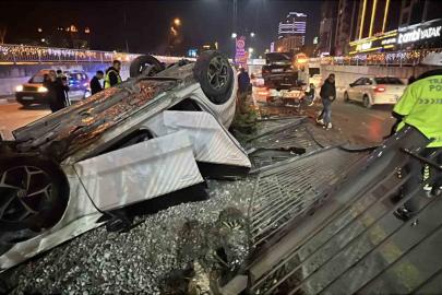 Takla atan araçlardan burunları dahi kanamadan çıktılar