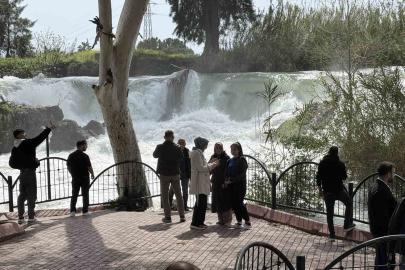 Tarsus Şelalesi’ne yağış sonrası ziyaretçi akını
