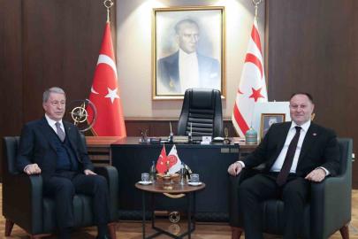 TBMM Milli Savunma Komisyonu Başkanı Akar, KKTC Cumhuriyet Meclis Başkanı Öztürkler ile görüştü