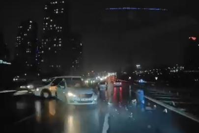 TEM otoyolunda iki aracın çarpışma anı kamerada