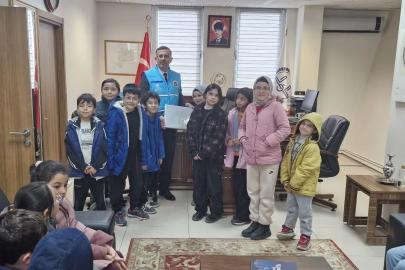 Tepebaşı’nda miniklerden Gazze’ye bağış