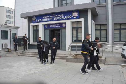 Tokat’ta evden hırsızlık yapan 2 şüpheli yakalandı