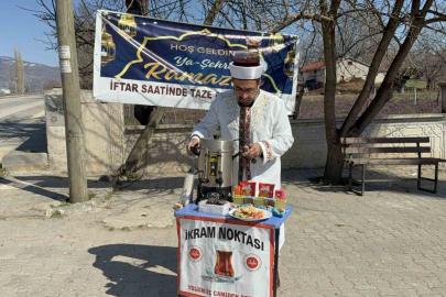 Tokat’ta iftara yetişme telaşı kazaya dönüşmesin diye ’ikram noktası’ kuruldu
