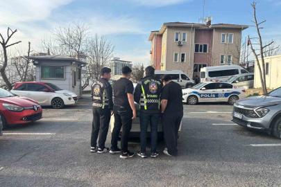 Trafikte hem drift hem de makas attılar: Ehliyeti daimi olarak iptal edildi