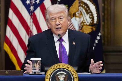 Trump, İran’da yeni dini lider seçimine dahil olmak istiyor