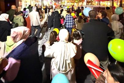 Turgutlu’da Kadir Gecesinde çocuklar yürüyüş yaptı