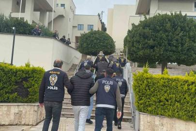 Turistleri hedef alan dolandırıcılık şüphelileri adliyeye sevk edildi