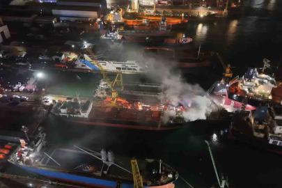 Tuzla’da kuru yük gemisinde yangın: Çok sayıda ekip sevk edildi
