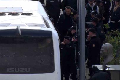 Ünlüler saç ve kan örnekleri alınmak üzere Adli Tıp Kurumu’na getirildi