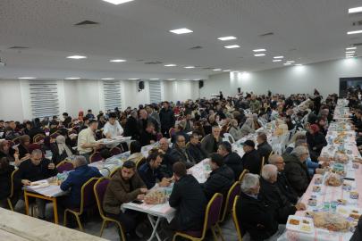 Uzuntarla’da ilçe protokolü ve vatandaşlar iftar sofrasında bir araya geldi
