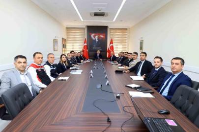 Vali Akbıyık başkanlığında ‘Tarımda doğal afet kaynaklı‘ zararlar değerlendirildi