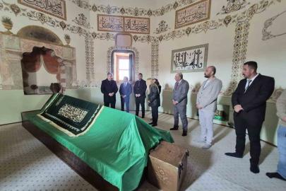 Vali Erdinç Yılmaz Seyitgazi’de tarihi mekanları yerinde inceledi