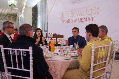 Vali Sözer, orman, itfaiye ve AFAD personeliyle iftarda buluştu