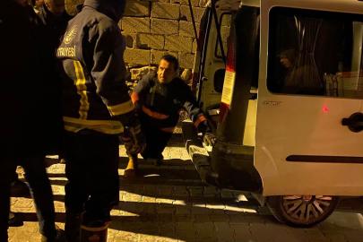 Van’ın Edremit ilçesinde park halindeki kamyonetin motoru yandı