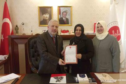 Yalova’da şehit eşi evini Diyanet Vakfına bağışladı