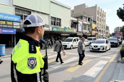 Yayalara yol vermeyen sürücülere ceza kesildi