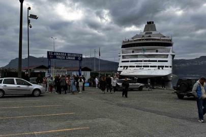 Yeni yılın ilk Rus turistleri Amasra’da