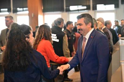 Yıldırım Belediye Başkanı Yılmaz, çalışanlarla bayramlaştı